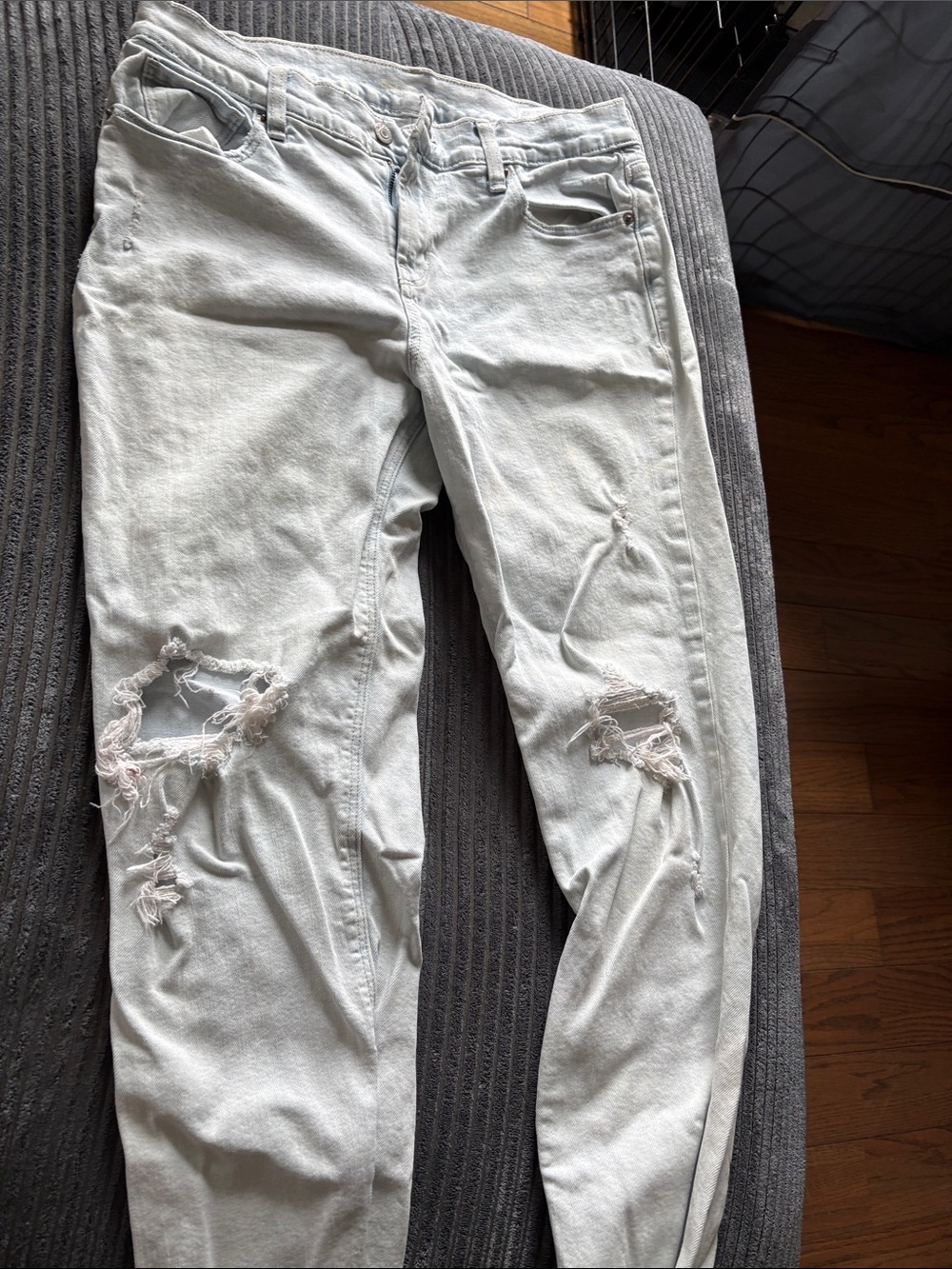 Old Navy Women's Distressed Light Gray Boyfriend Jeans